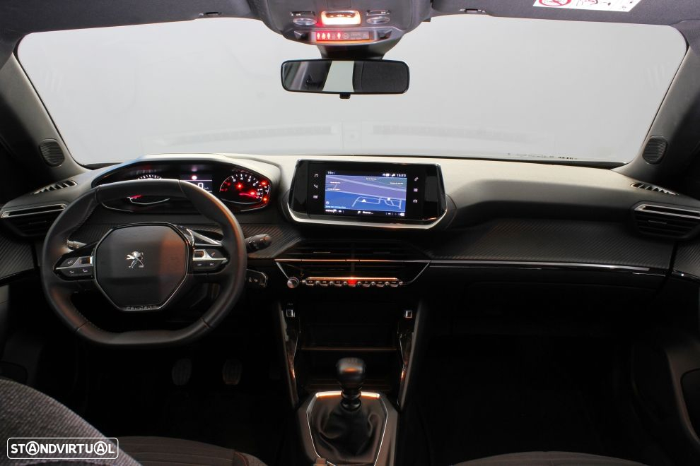 Peugeot 2008 1.2 PureTech Active Pack - 17