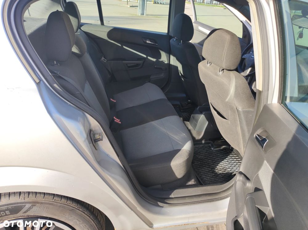 Opel Astra III 1.7 CDTI Elegance - 28