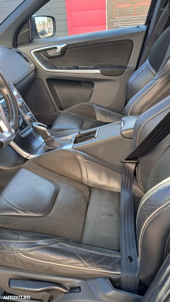 Volvo XC 60 D4 AWD Geartronic Momentum - 7