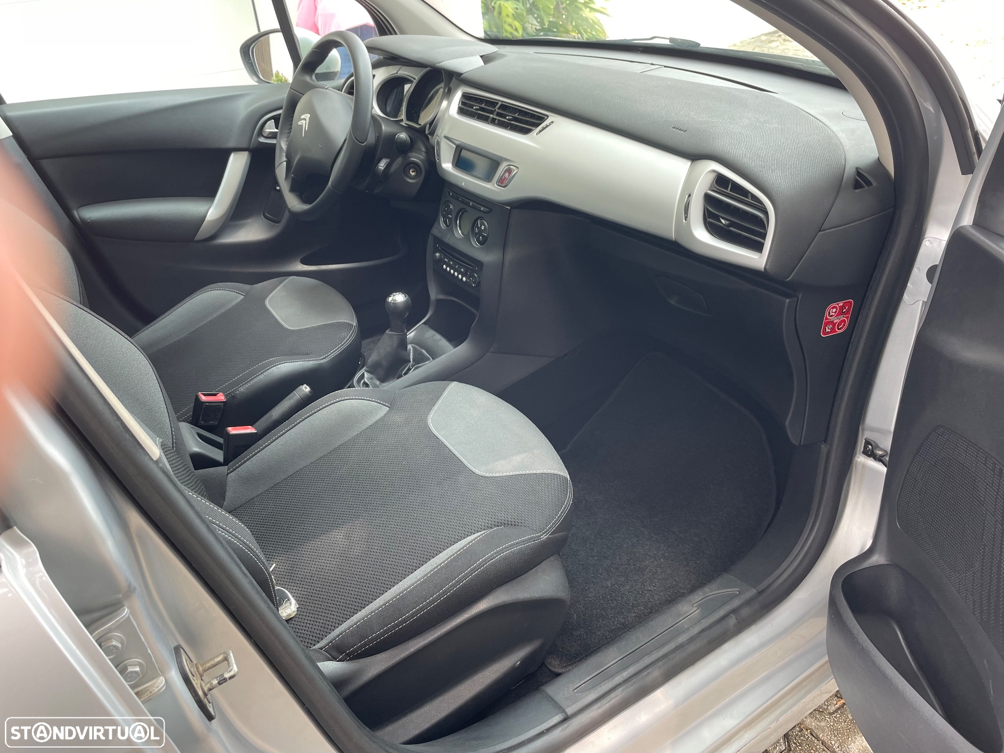 Citroën C3 1.2 PureTech Seduction - 19