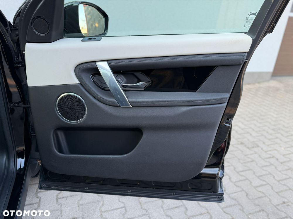 Land Rover Discovery Sport ver-2-0-p200-mhev-hse - 36