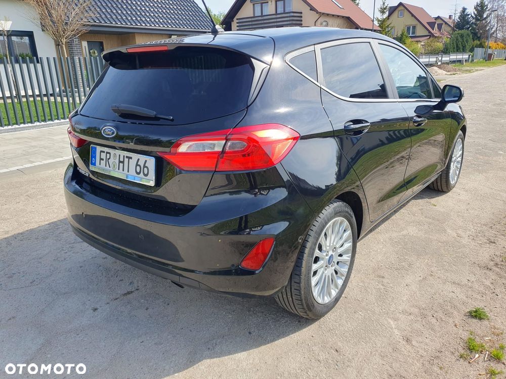 Ford Fiesta 1.0 EcoBoost S&S TITANIUM - 6