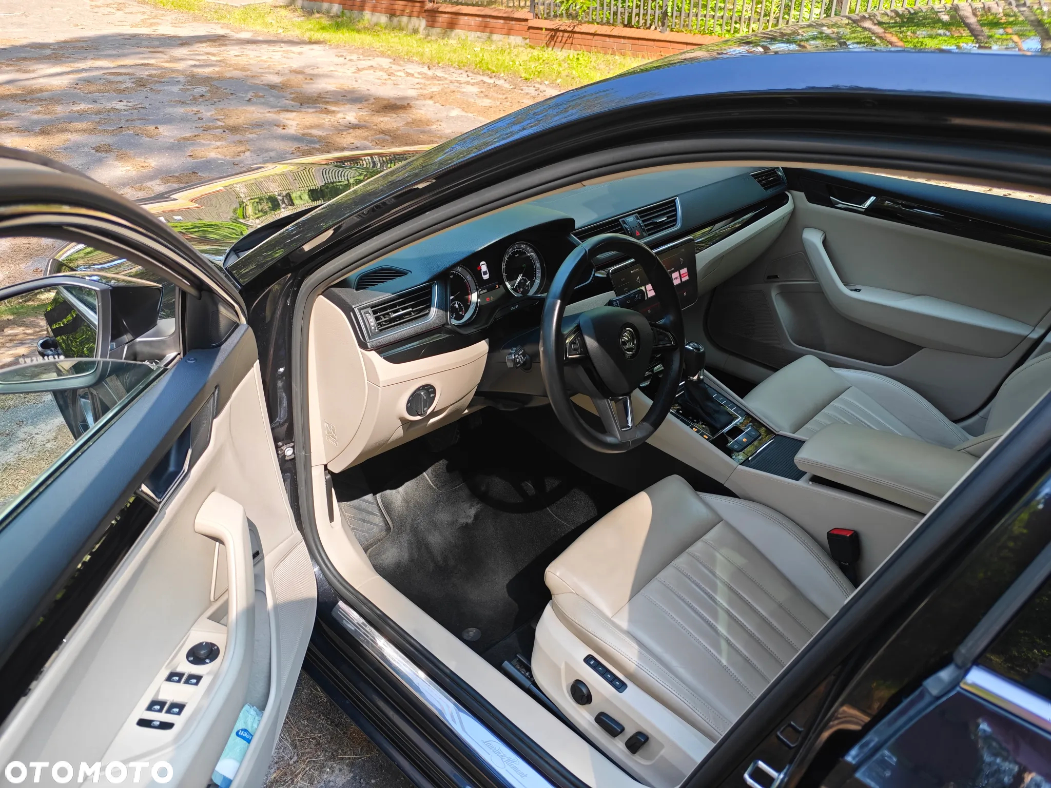 Skoda Superb 1.8 TSI L&K DSG - 16