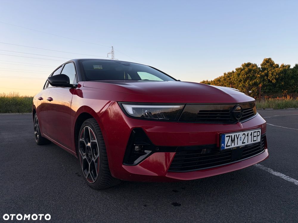 Opel Astra 1.2 Turbo Automatik GS Line - 2