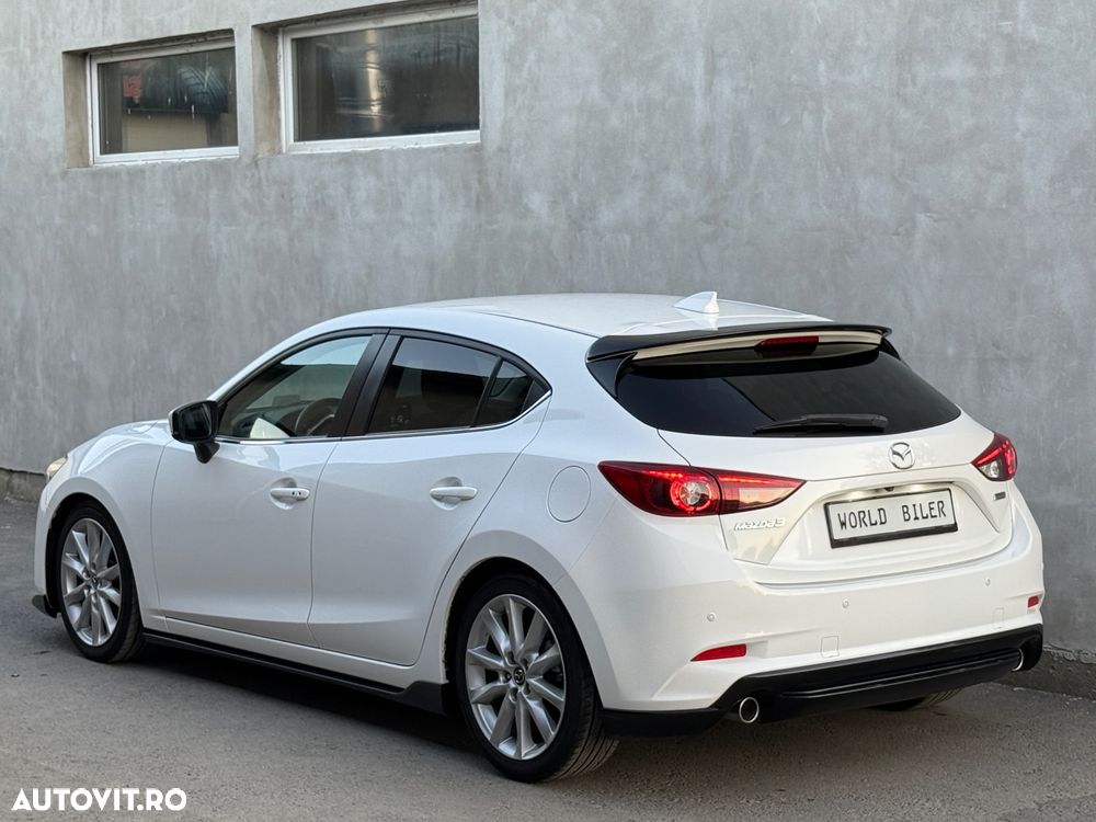 Mazda 3 G120 Revolution Top - 10