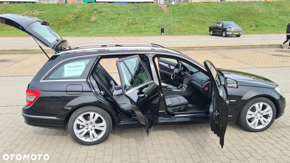 Mercedes-Benz Klasa C 180 CGI Automatik BlueEFFICIENCY Avantgarde - 8