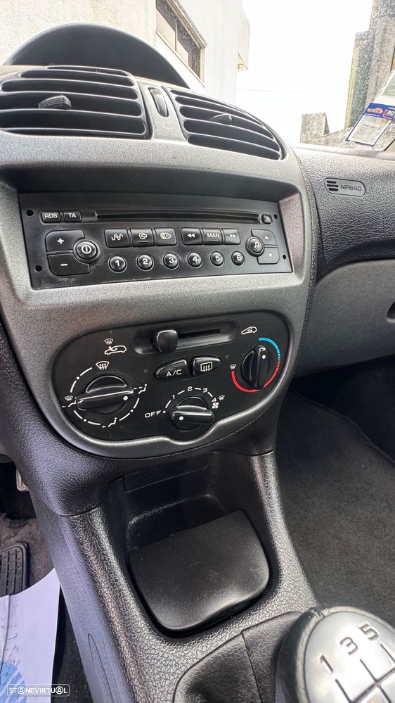 Peugeot 206 1.1 Look II - 14