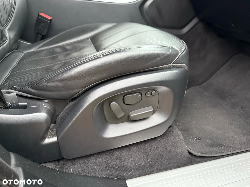 Land Rover Range Rover Sport D300 (SDV6) HSE - 19