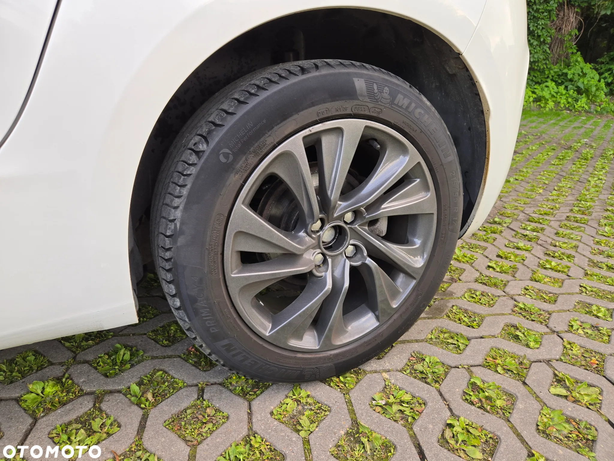 Citroën DS4 e-HDi 115 Chic - 9