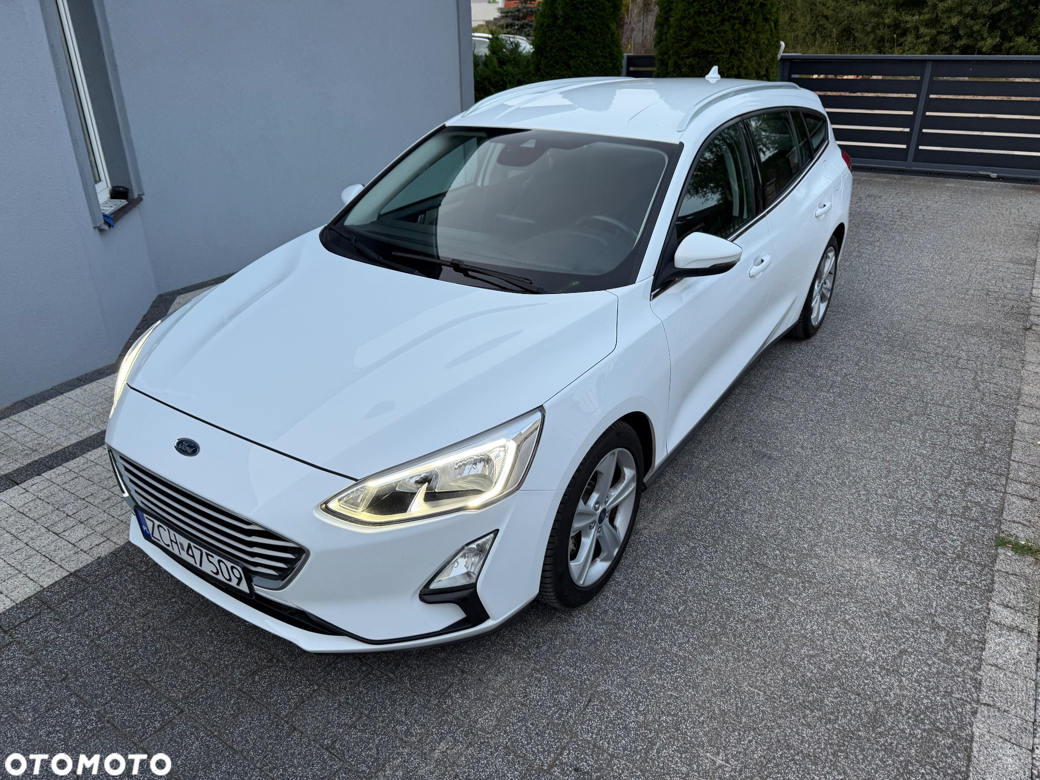 Ford Focus Turnier 1.5 EcoBlue Start-Stopp-System TREND - 28