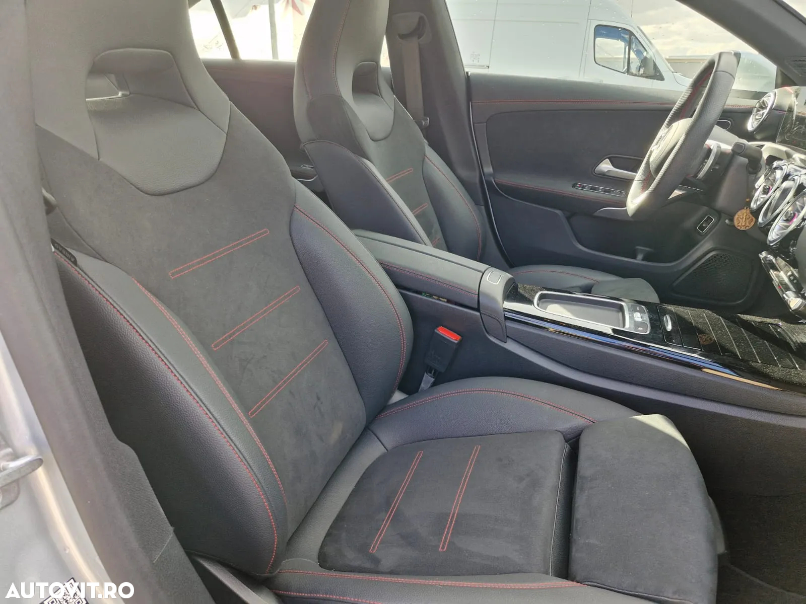 Mercedes-Benz CLA 180 d Coupe - 6