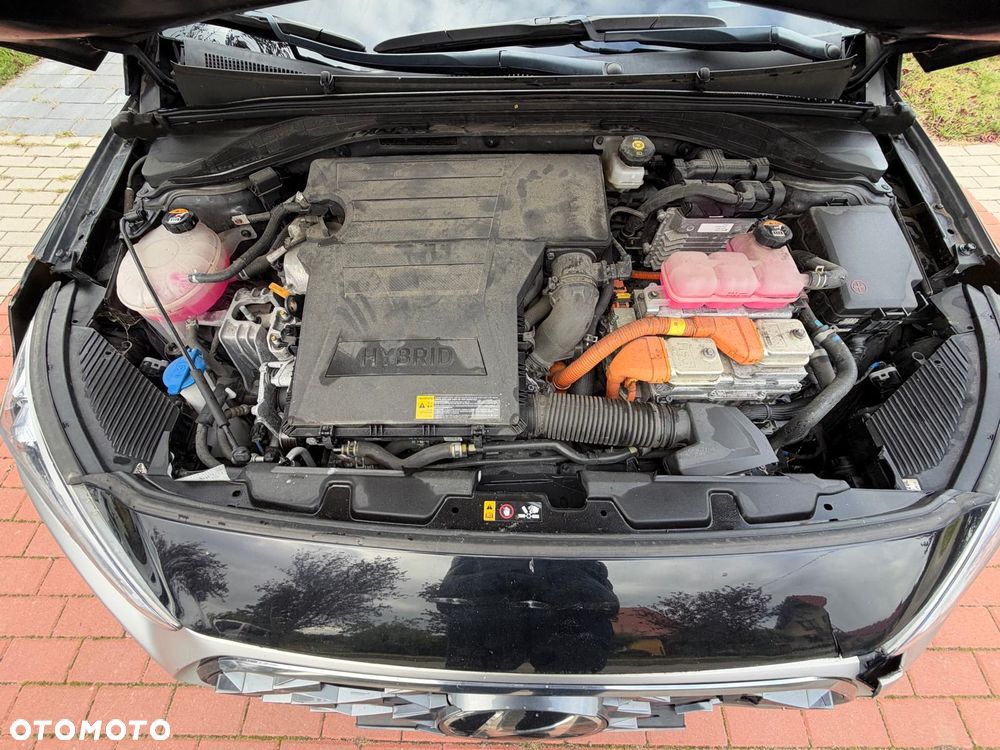Hyundai IONIQ - 17