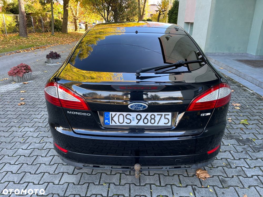 Ford Mondeo 2.0 TDCi Ghia - 16