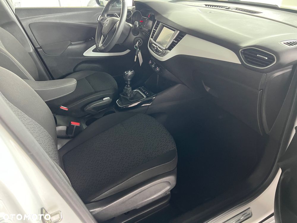 Opel Crossland - 33