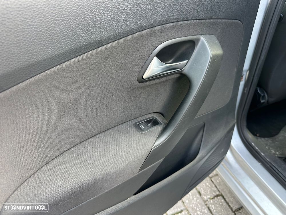 VW Polo 1.2 Confortline - 30