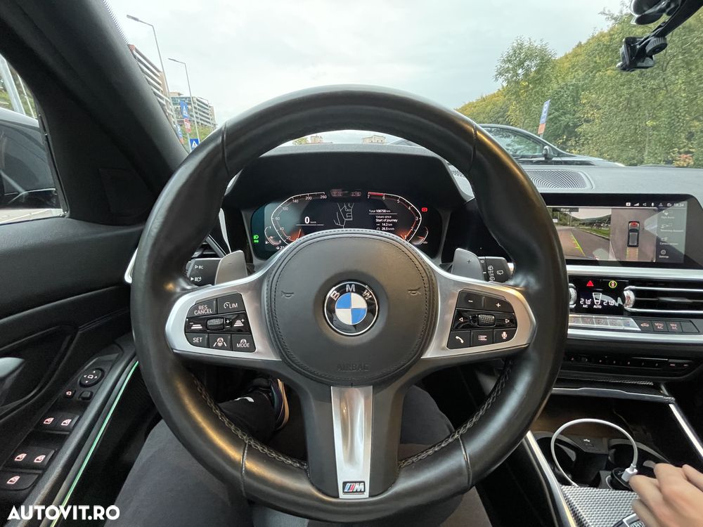 BMW Seria 3 330i AT - 22