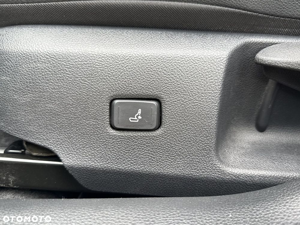 Toyota Corolla 1.8 Hybrid GR Sport - 23
