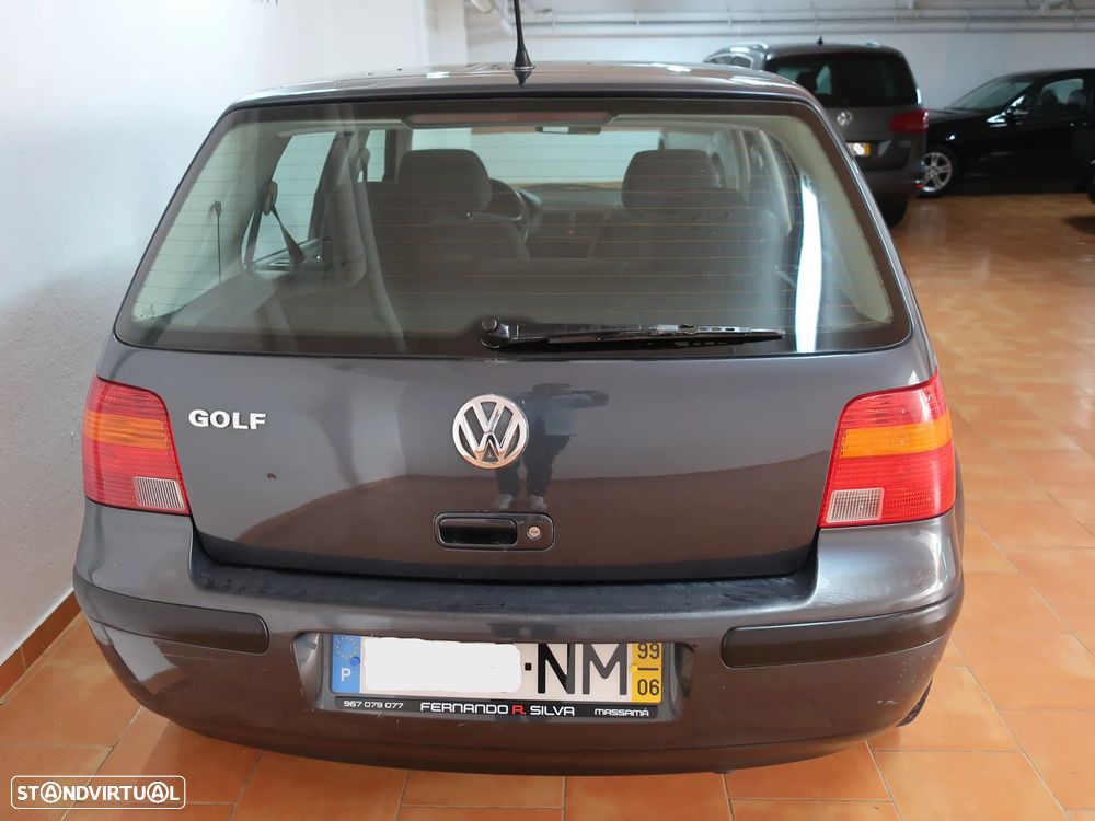 VW Golf 1.4i Confortline - 6