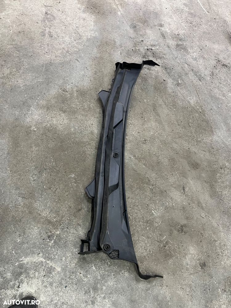 Grila ștergătoare bmw g11 g12 2016 - 1