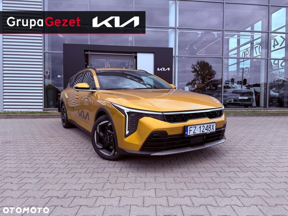 Kia K4