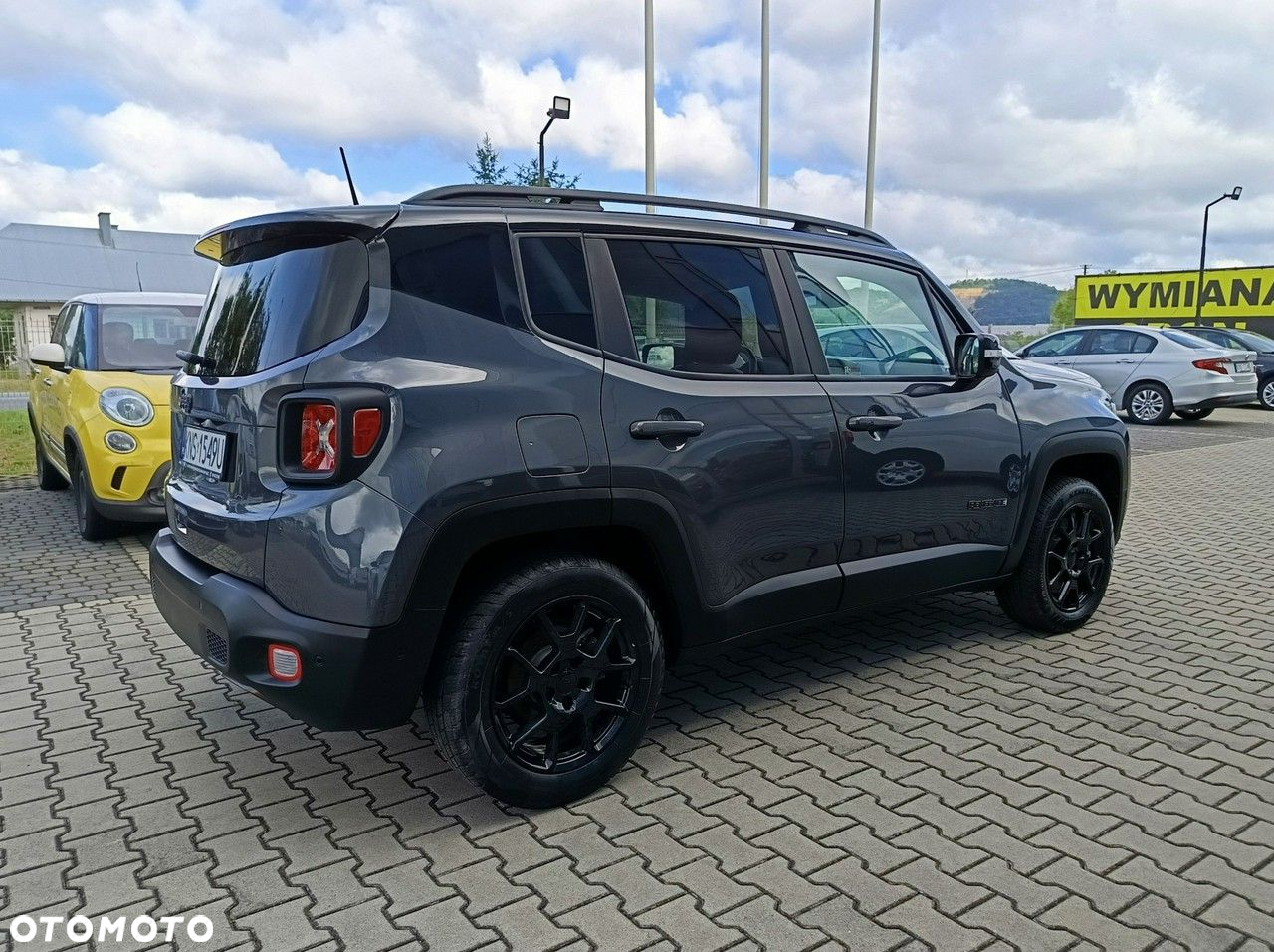 Jeep Renegade 1.5 T4 mHEV Upland FWD S&S DCT - 3