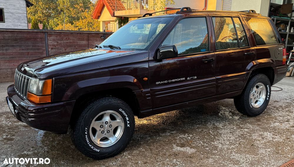 Jeep Grand Cherokee - 2