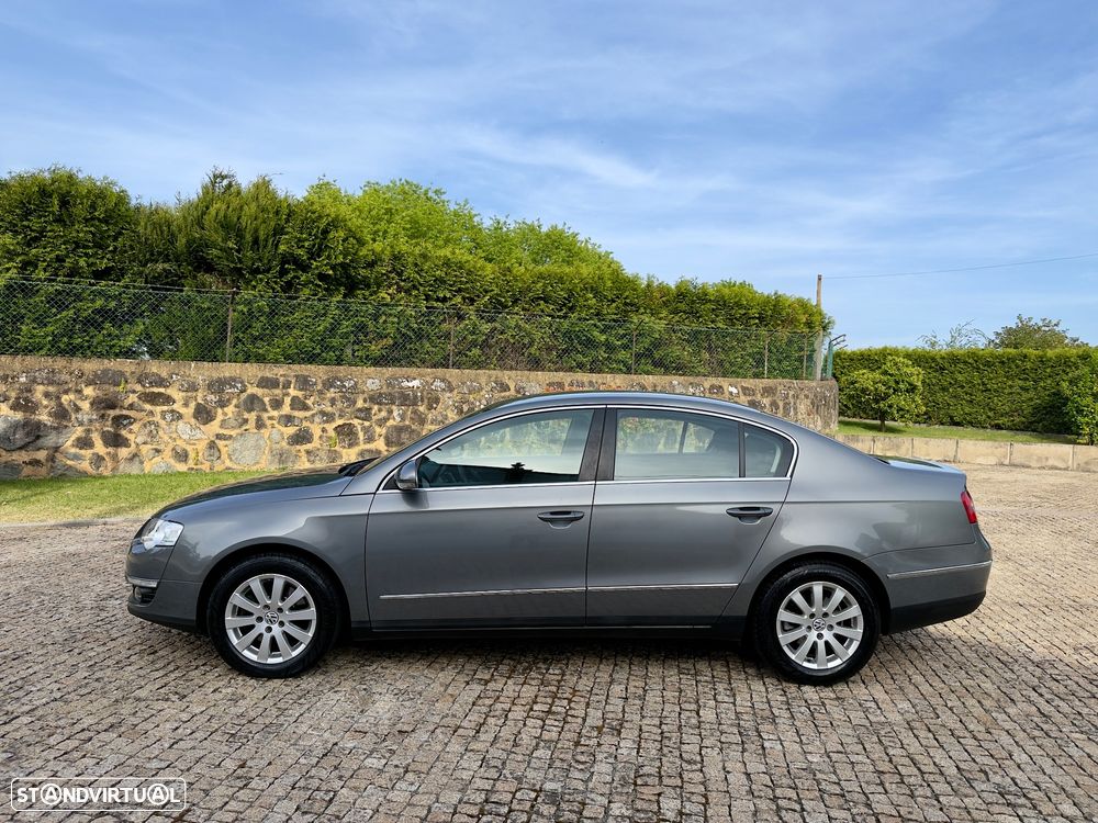 VW Passat 2.0 TDI Highline - 4