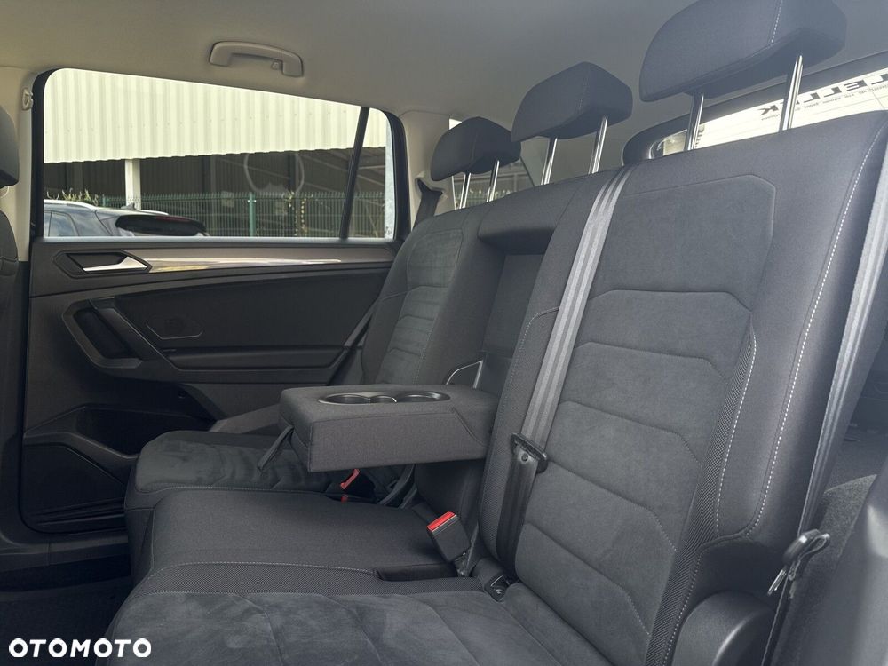 Volkswagen Tiguan Allspace 2.0 TDI 4Mot Life DSG - 31