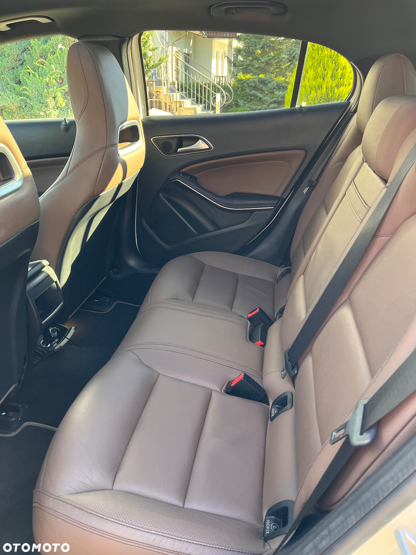Mercedes-Benz GLA - 19