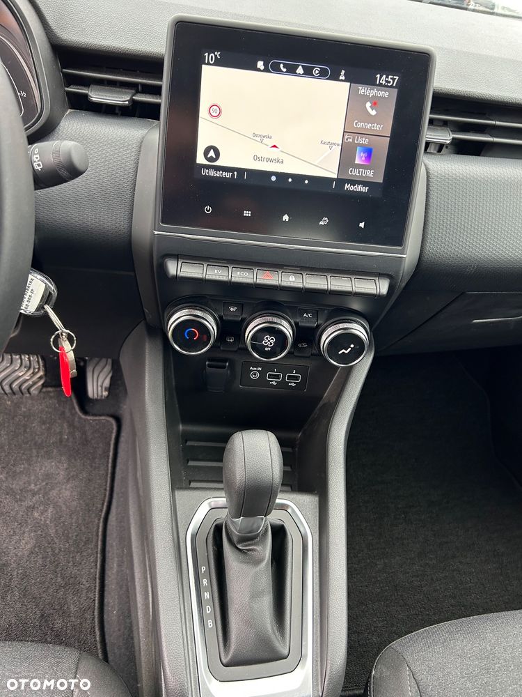 Renault Clio - 9