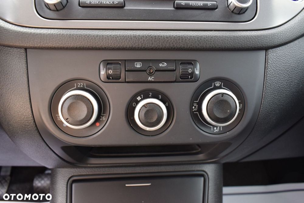 Volkswagen Tiguan - 29