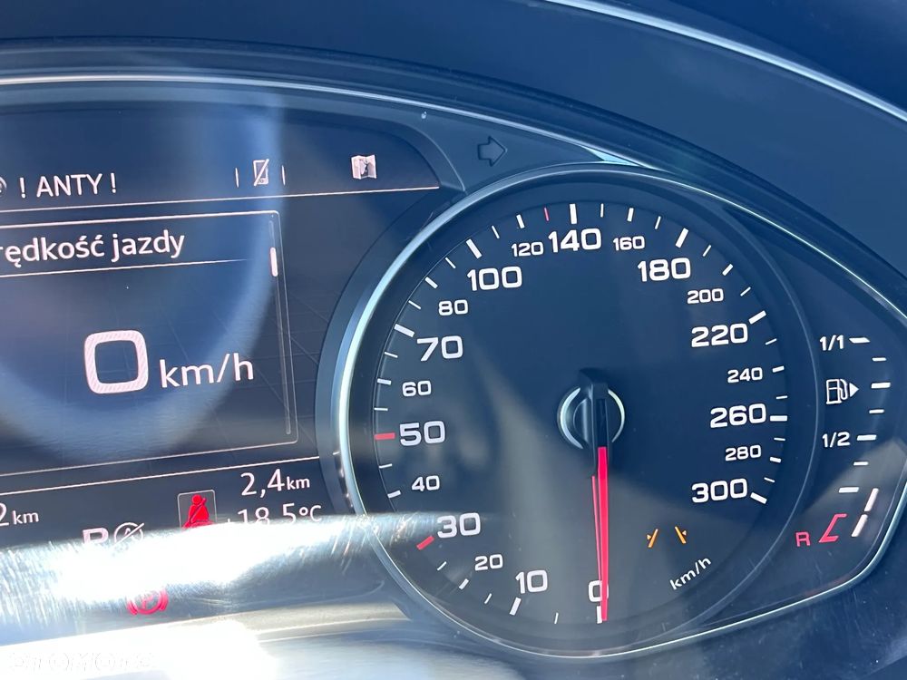 Audi A4 Avant 2.0 TDI DPF clean diesel multitronic Ambiente - 24