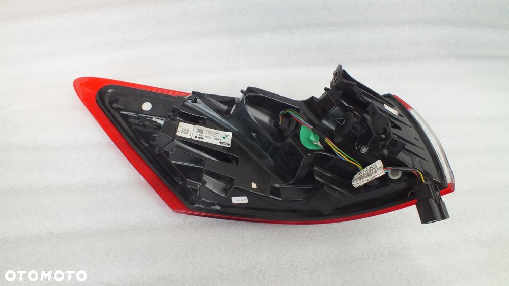 Lampa tylna prawa Ford S-Max II  FM2B-13404-BC  ST Line - 6