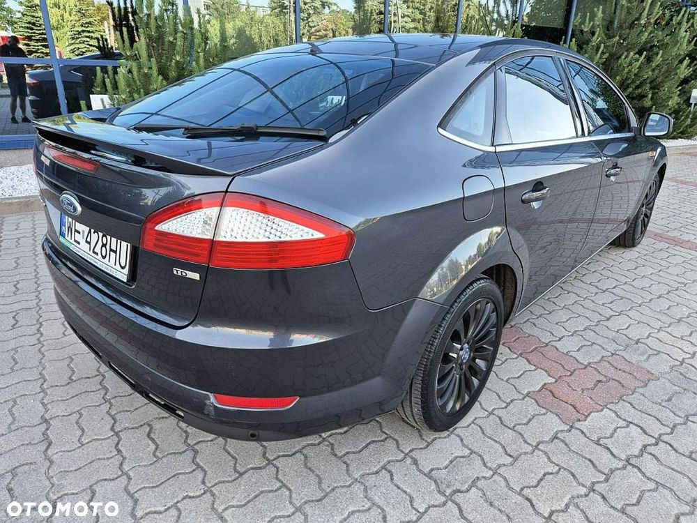 Ford Mondeo 2.0 TDCi Titanium - 18