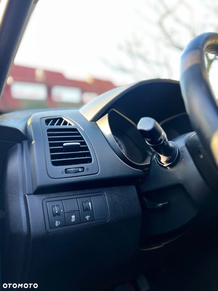 Hyundai ix20 1.4 blue Comfort - 17