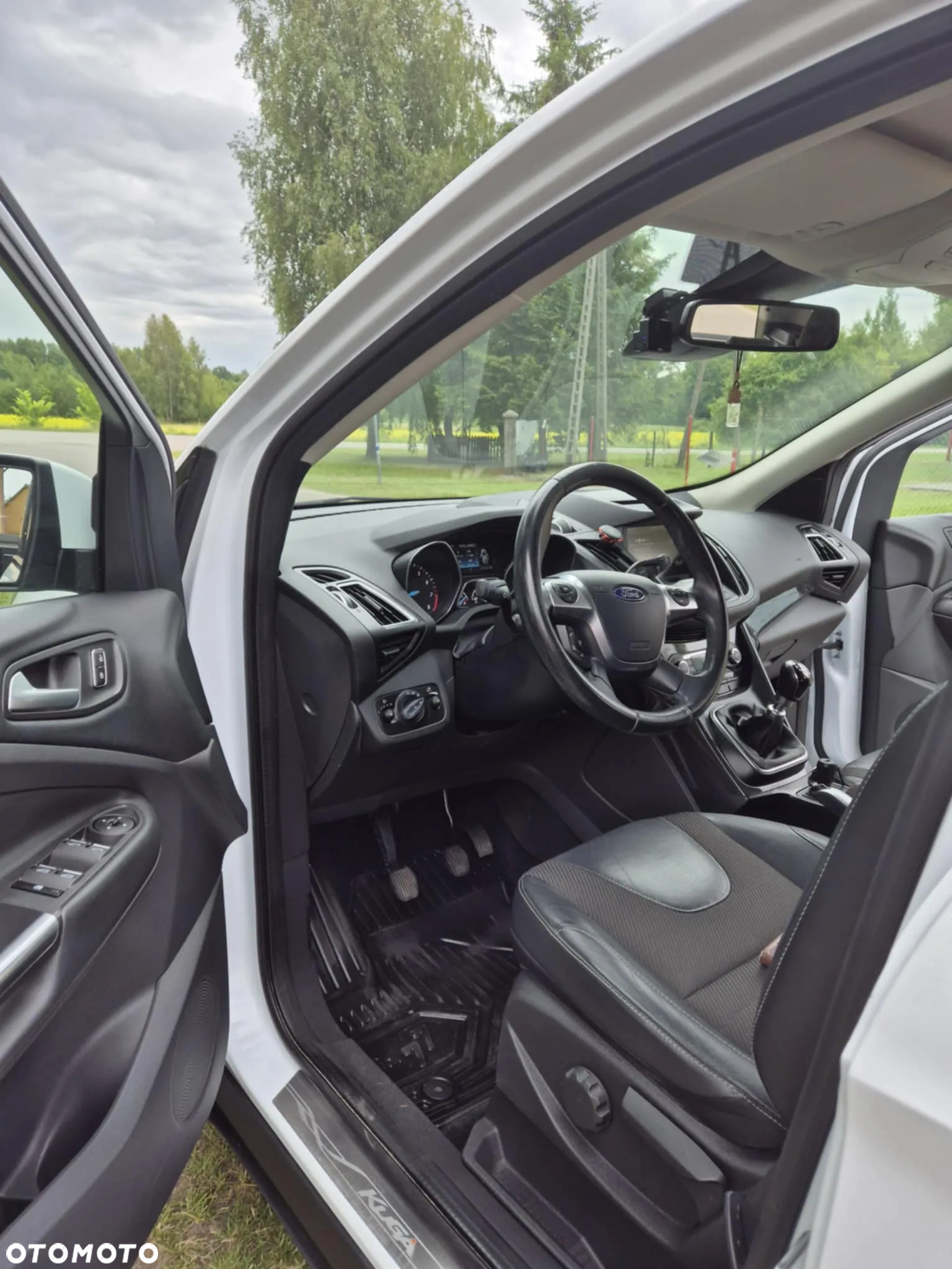 Ford Kuga 1.5 EcoBoost 2x4 SYNC - 9