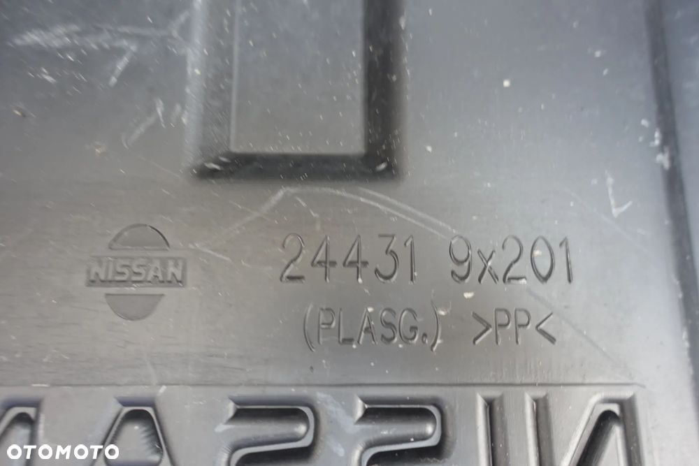 OSŁONA OBUDOWA AKUMULATORA NISSAN CABSTAR NT400 16r. - 5