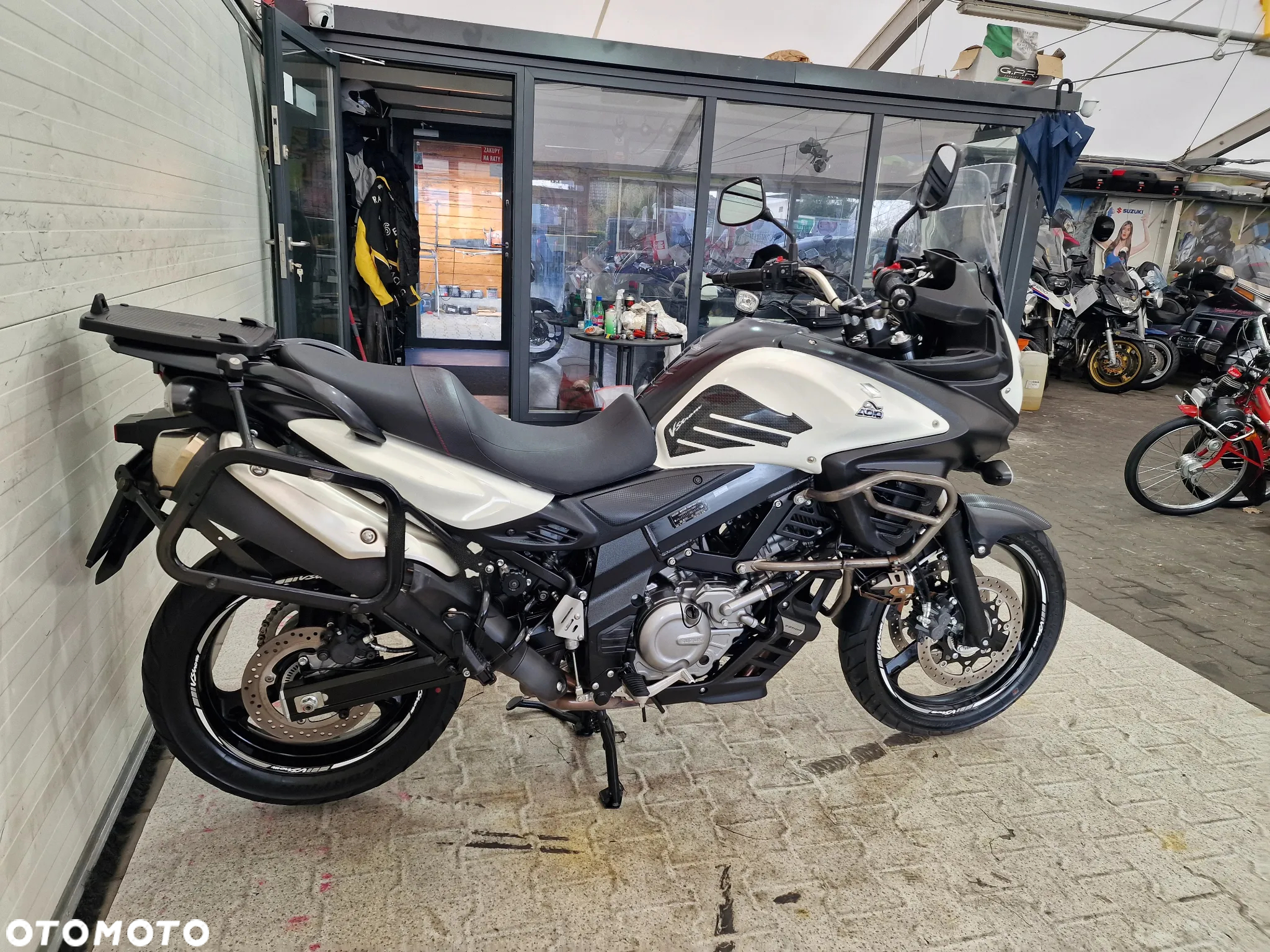 Suzuki DL - 19
