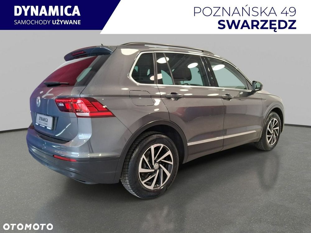 Volkswagen Tiguan - 8