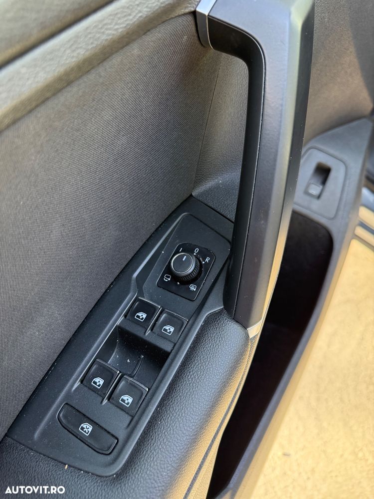 Volkswagen Tiguan 2.0 TDI 4Mot DSG Comfortline - 9