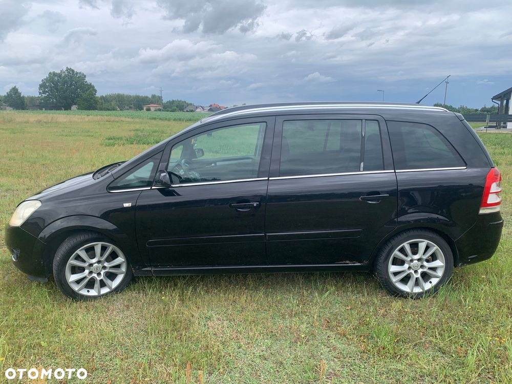 Opel Zafira 1.8 Easytronic Cosmo - 2