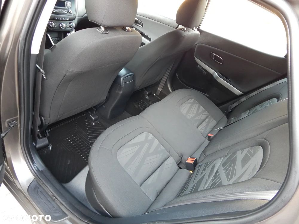 Kia Ceed 1.4 CVVT - 12