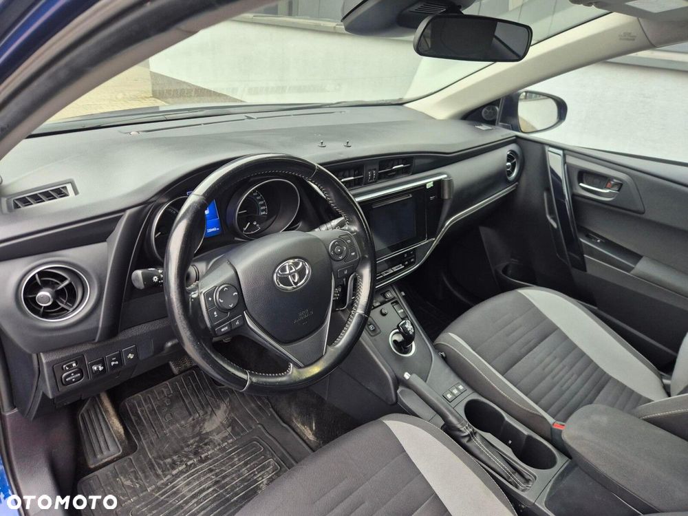 Toyota Auris - 8