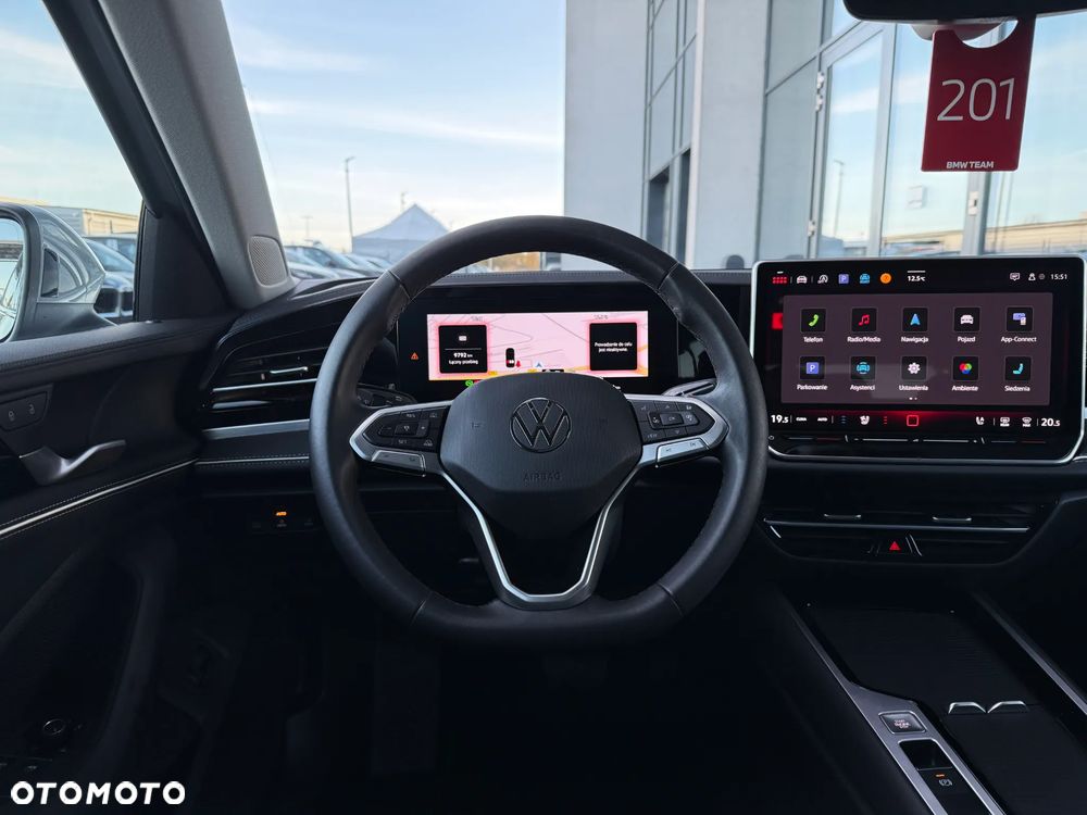 Volkswagen Passat 2.0 TDI SCR Elegance DSG - 15