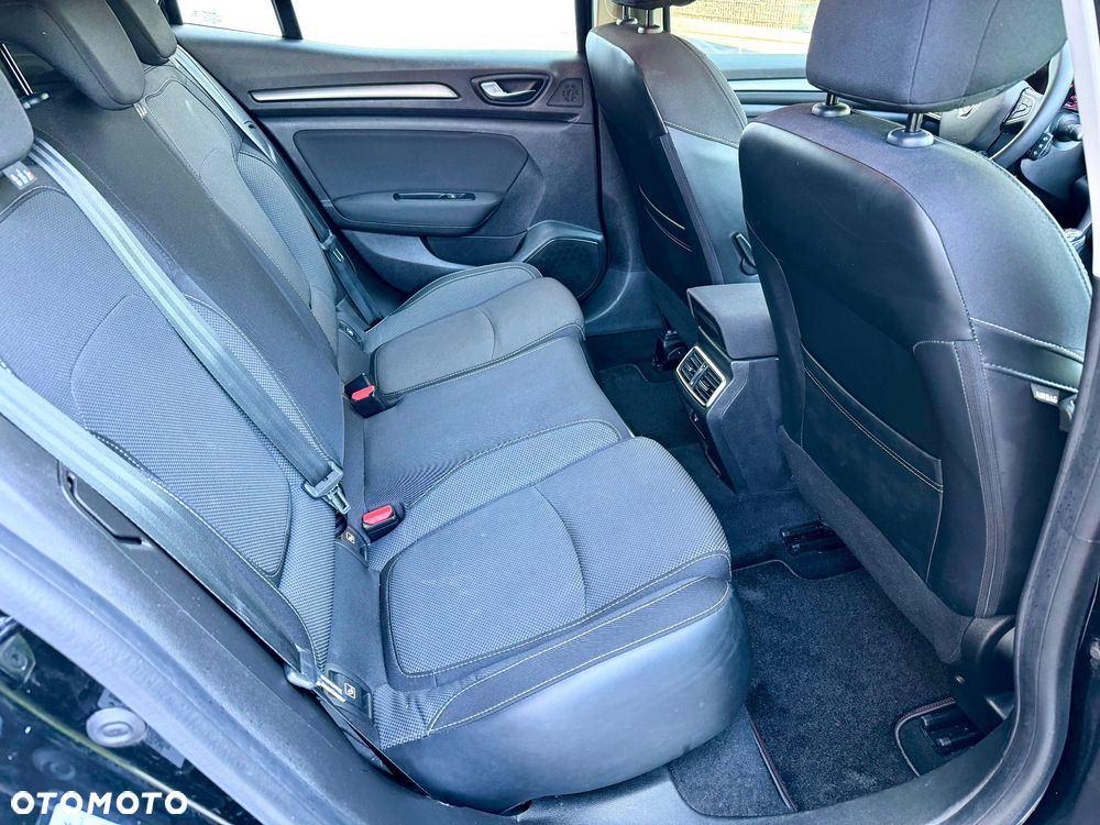 Renault Megane TCe 140 GPF TECHNO - 10