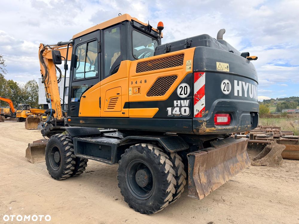Hyundai HW140 - 3