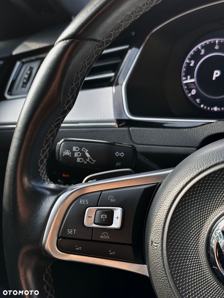 Volkswagen Arteon 2.0 TSI R-Line DSG - 27