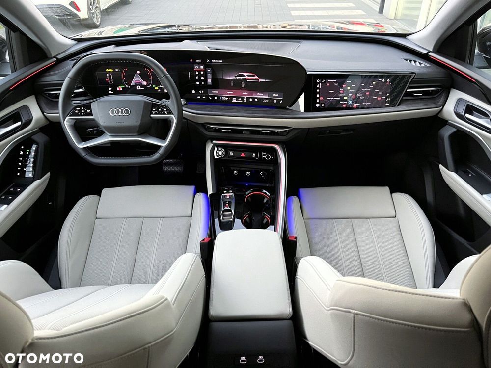 Audi Q5 Sportback - 4