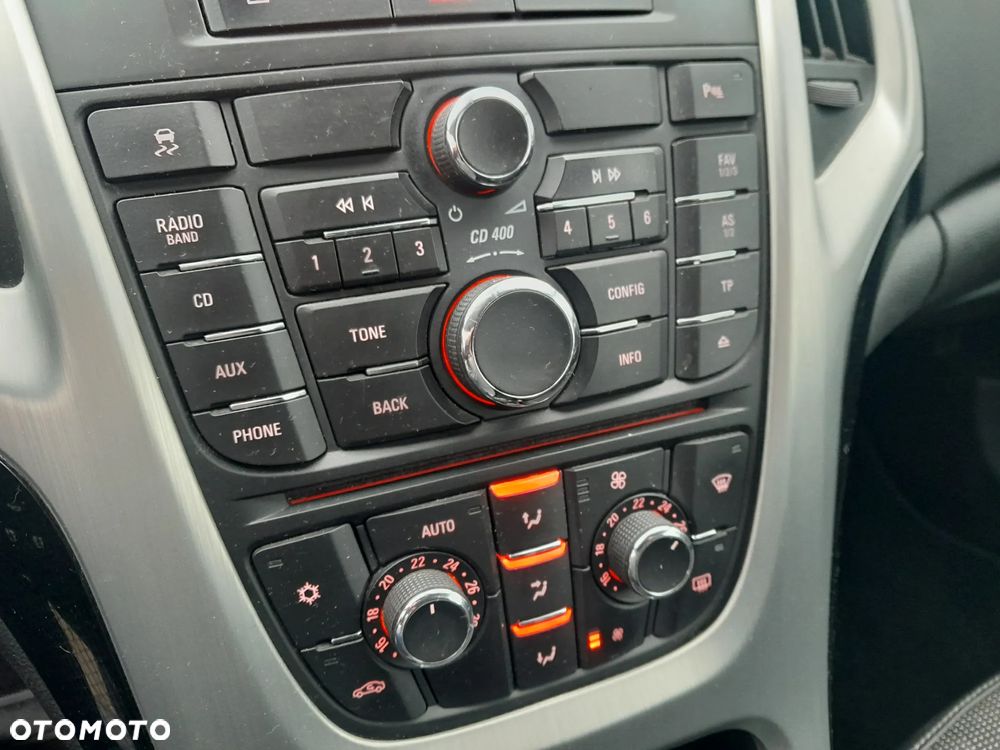 Opel Astra 1.6 Turbo Edition - 15