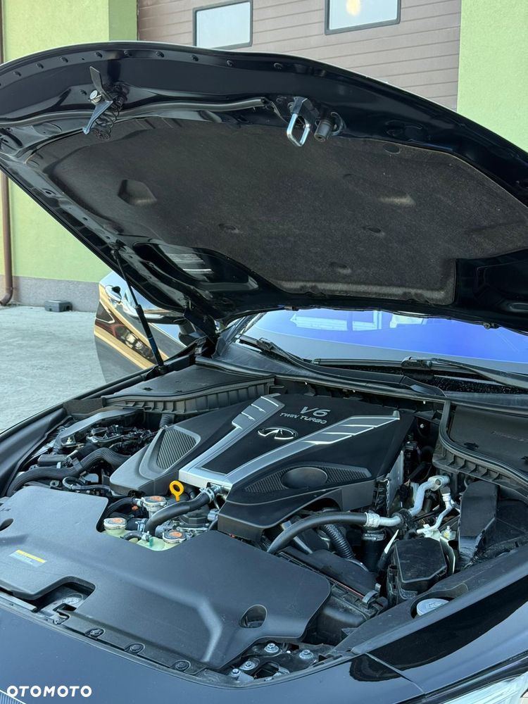 Infiniti Q60 Q60S 3.0t AWD Sport Tech - 16